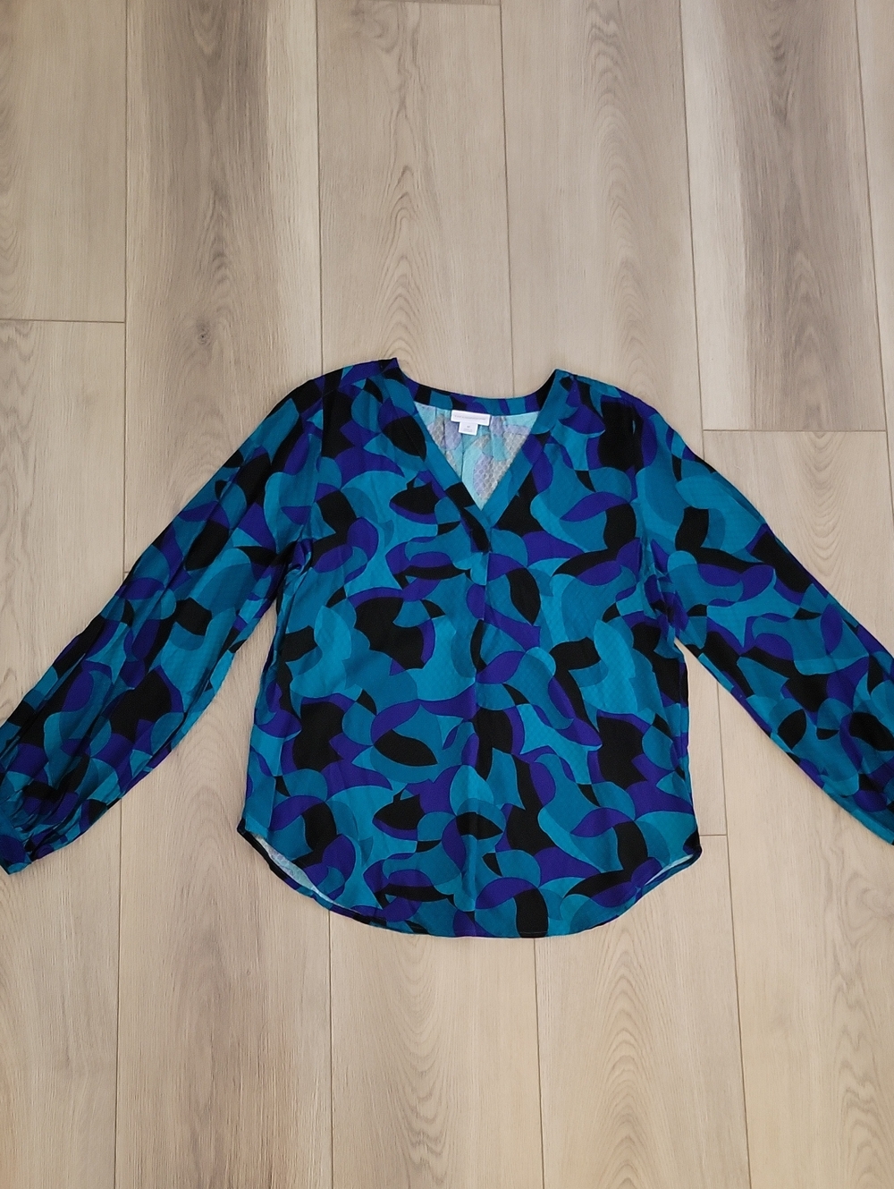Liz Claiborne Blue Teal & Black Abstract V-Neck Blouse